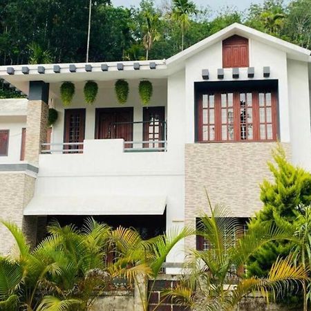 Ibiza Wonderland , Meppadi Wayanad Villa ภายนอก รูปภาพ